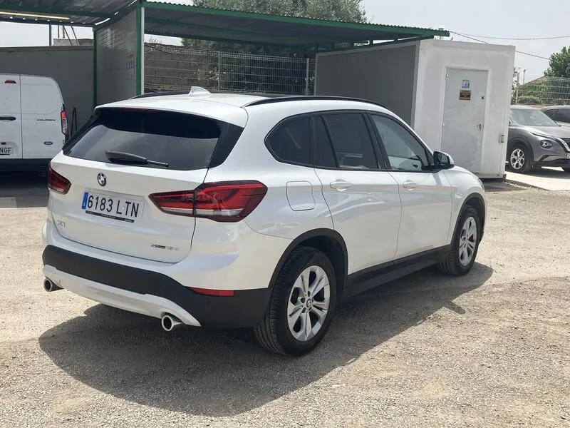 BMW X1 sDrive18dA Corporate - foto 6