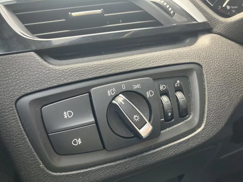 BMW X1 sDrive18dA Corporate - foto 29