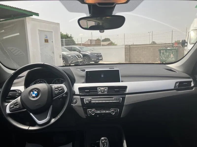 BMW X1 sDrive18dA Corporate - foto 23