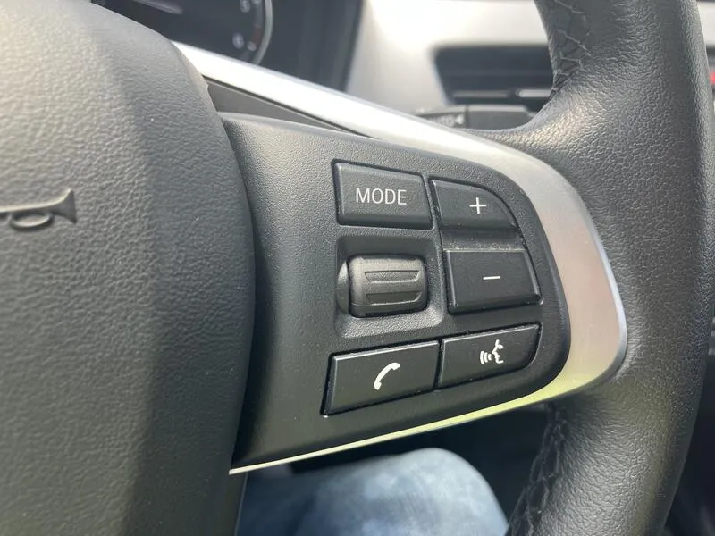 BMW X1 sDrive18dA Corporate - foto 32