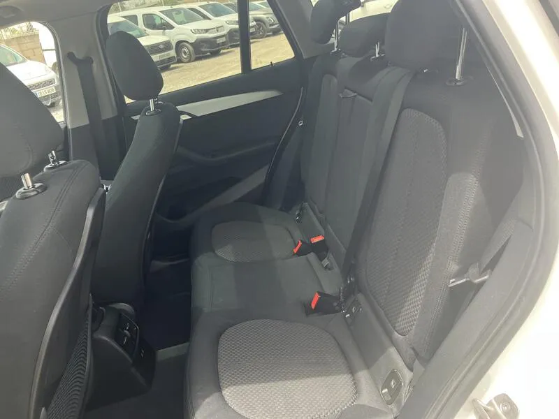 BMW X1 sDrive18dA Corporate - foto 21