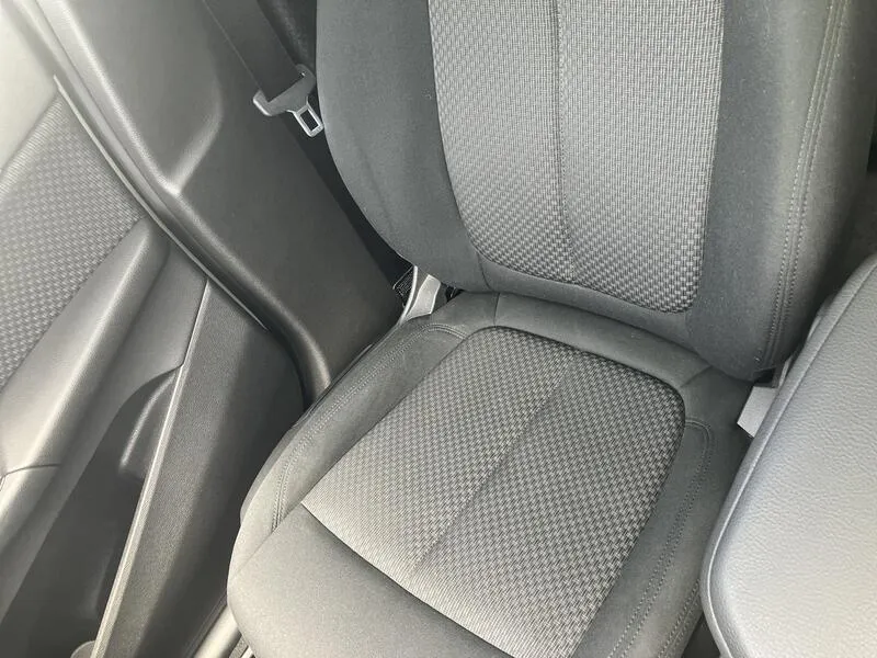 BMW X1 sDrive18dA Corporate - foto 39