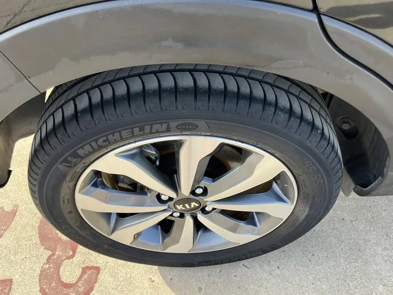 Kia Stonic 1.0 T-GDi MHEV iMT Drive - foto 24