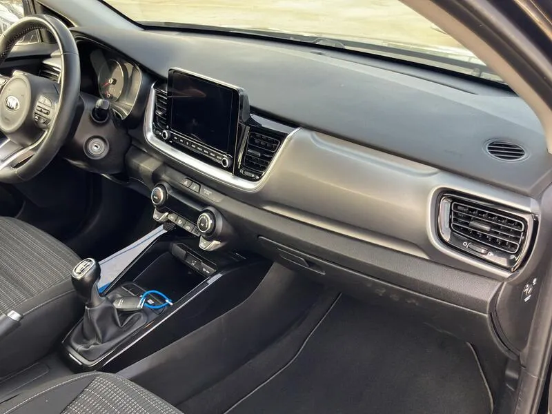 Kia Stonic 1.0 T-GDi MHEV iMT Drive - foto 31