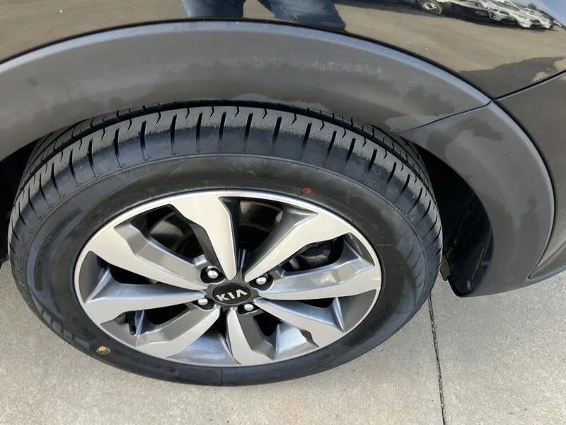 Kia Stonic 1.0 T-GDi MHEV iMT Drive - foto 27