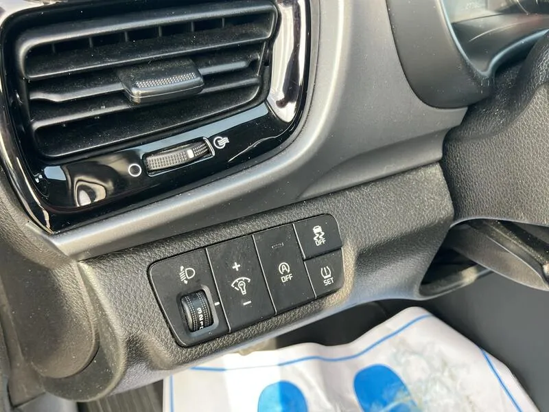 Kia Stonic 1.0 T-GDi MHEV iMT Drive - foto 39
