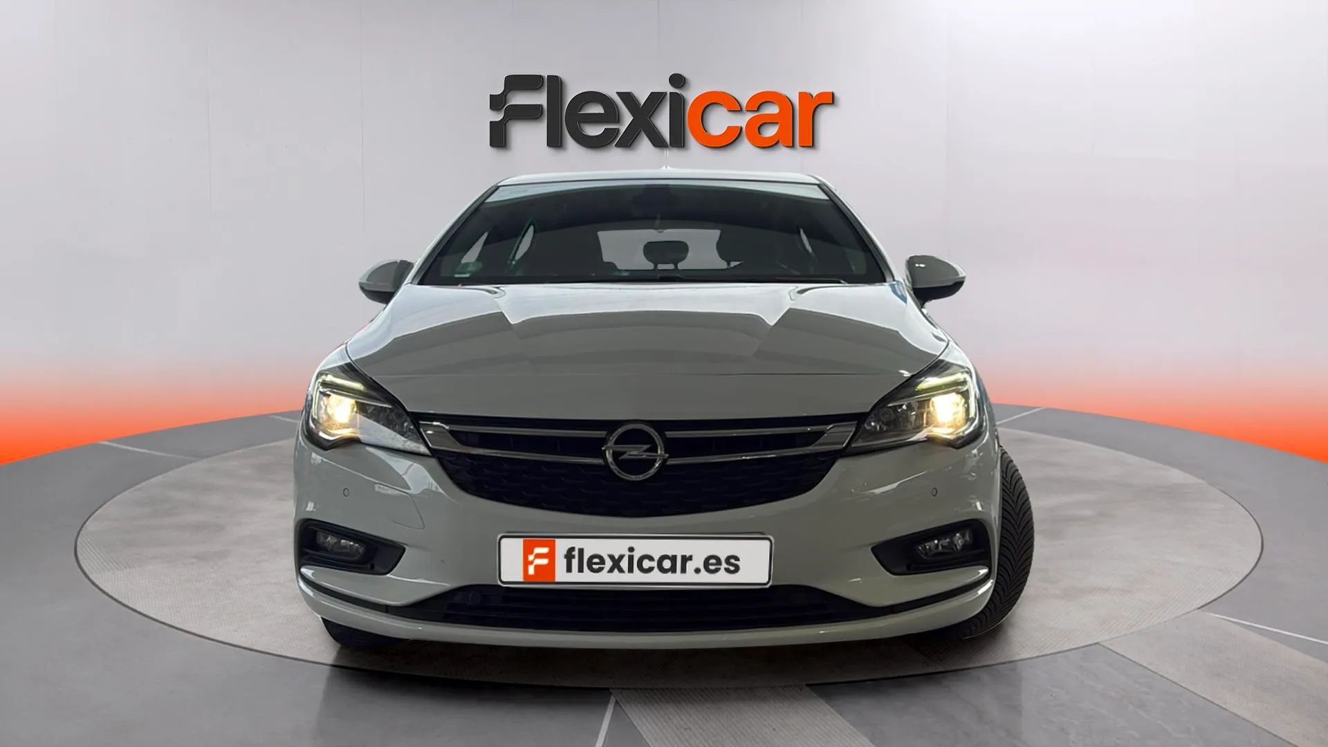 Opel Astra 1.6 CDTi 120 Aniversari - foto 2