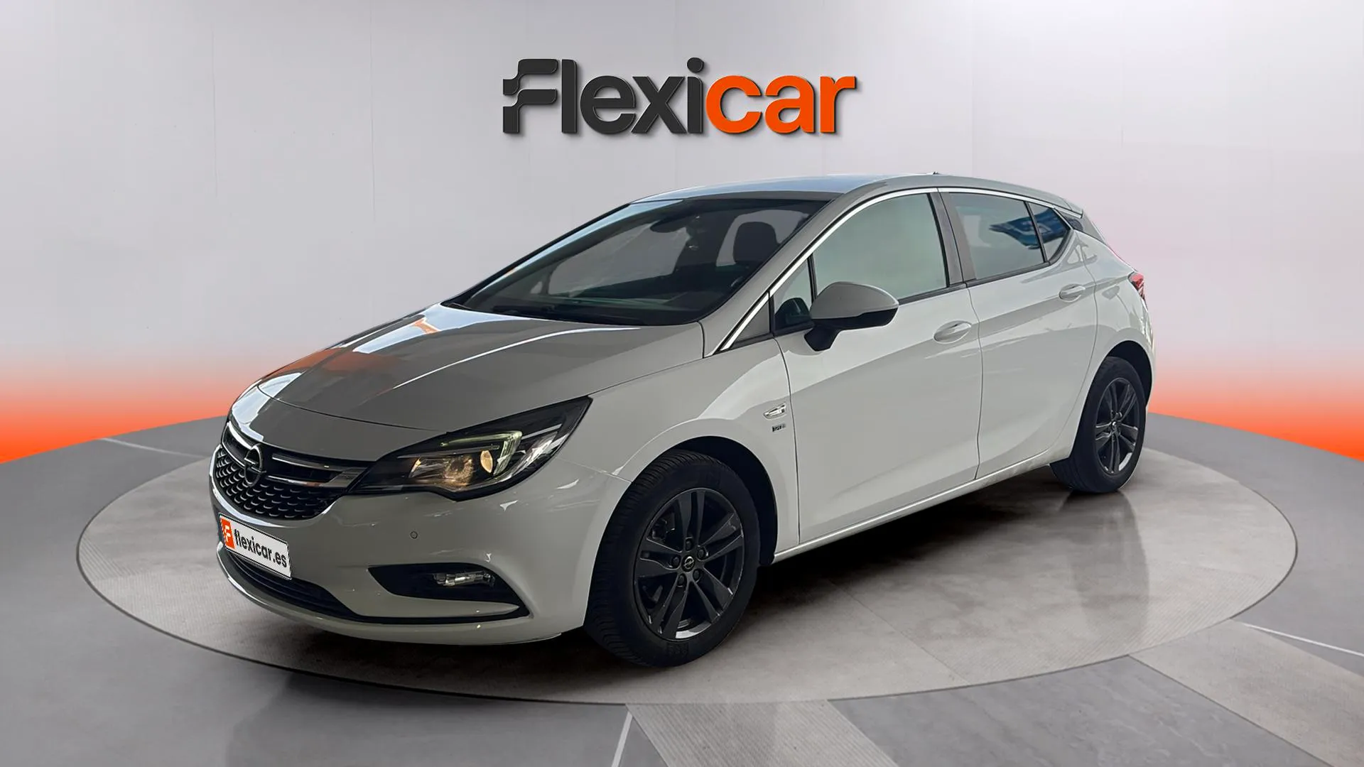 Opel Astra 1.6 CDTi 120 Aniversari - foto 3