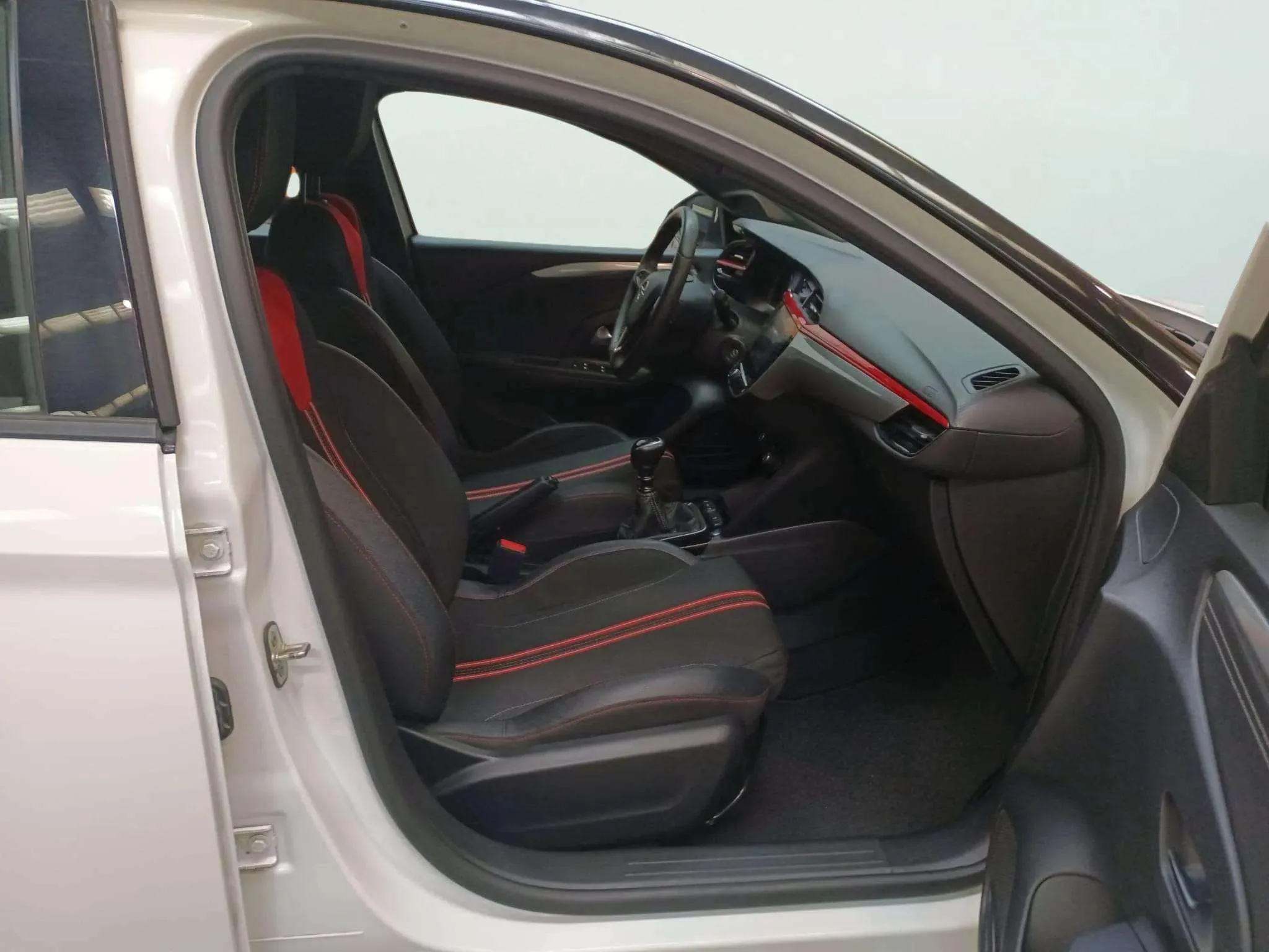 Opel Corsa 1.2T XHL GS - foto 9