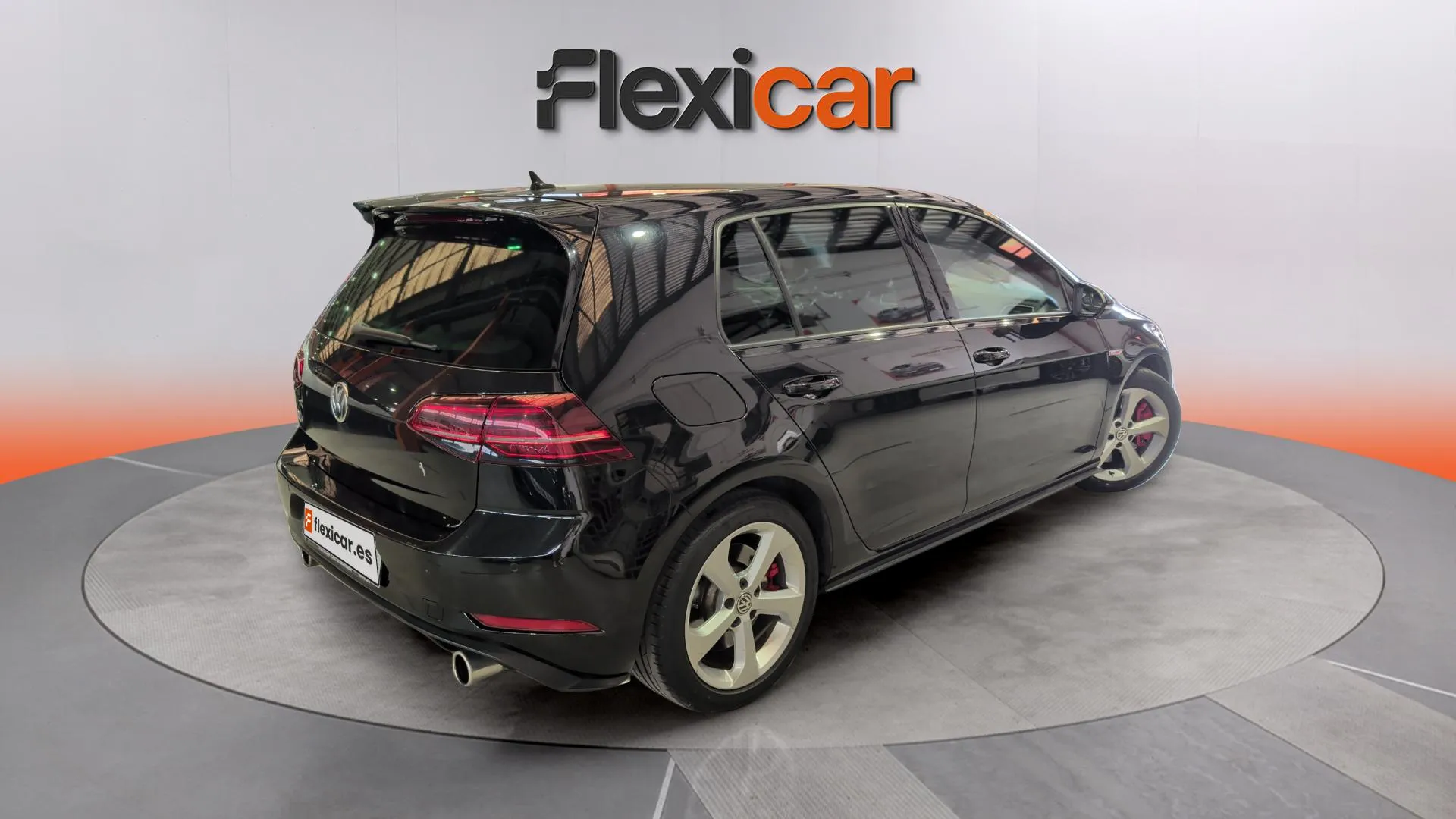 Volkswagen Golf GTI Performance 2.0 TSI DSG - foto 7