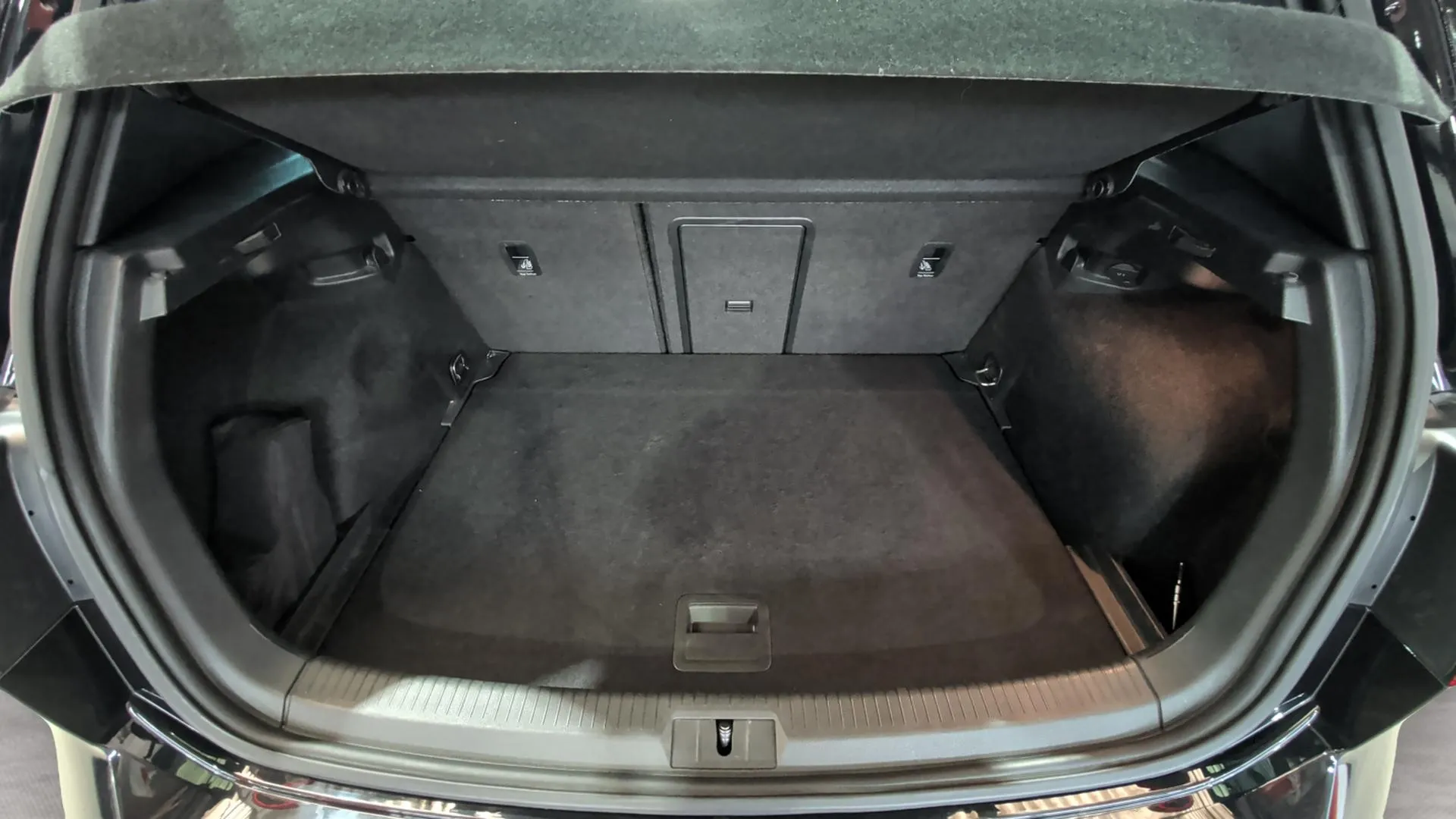 Volkswagen Golf GTI Performance 2.0 TSI DSG - foto 24