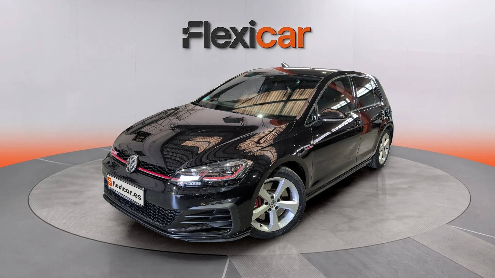 Volkswagen Golf GTI Performance 2.0 TSI DSG - foto 3