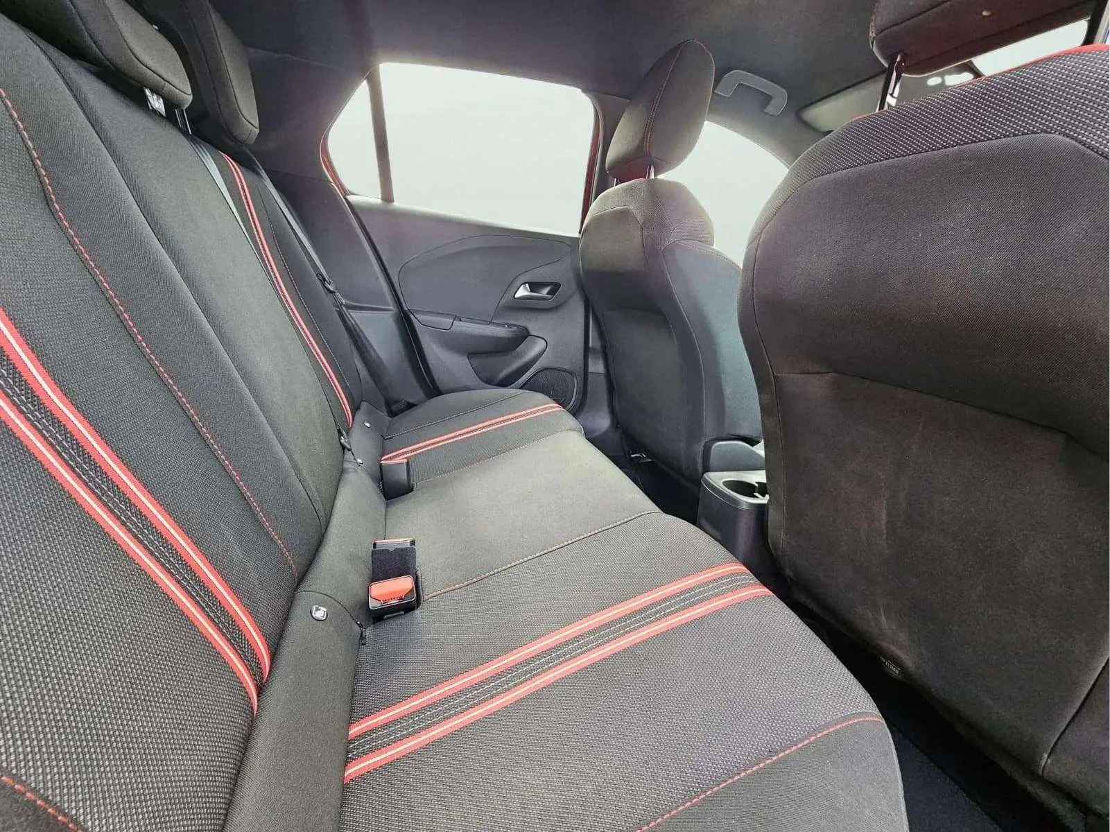 Opel Corsa 1.2T XHL GS - foto 17