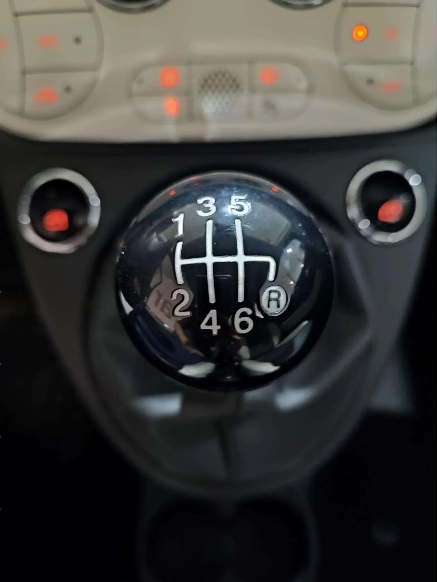 Fiat 500 Dolcevita 1.0 Hybrid - foto 11