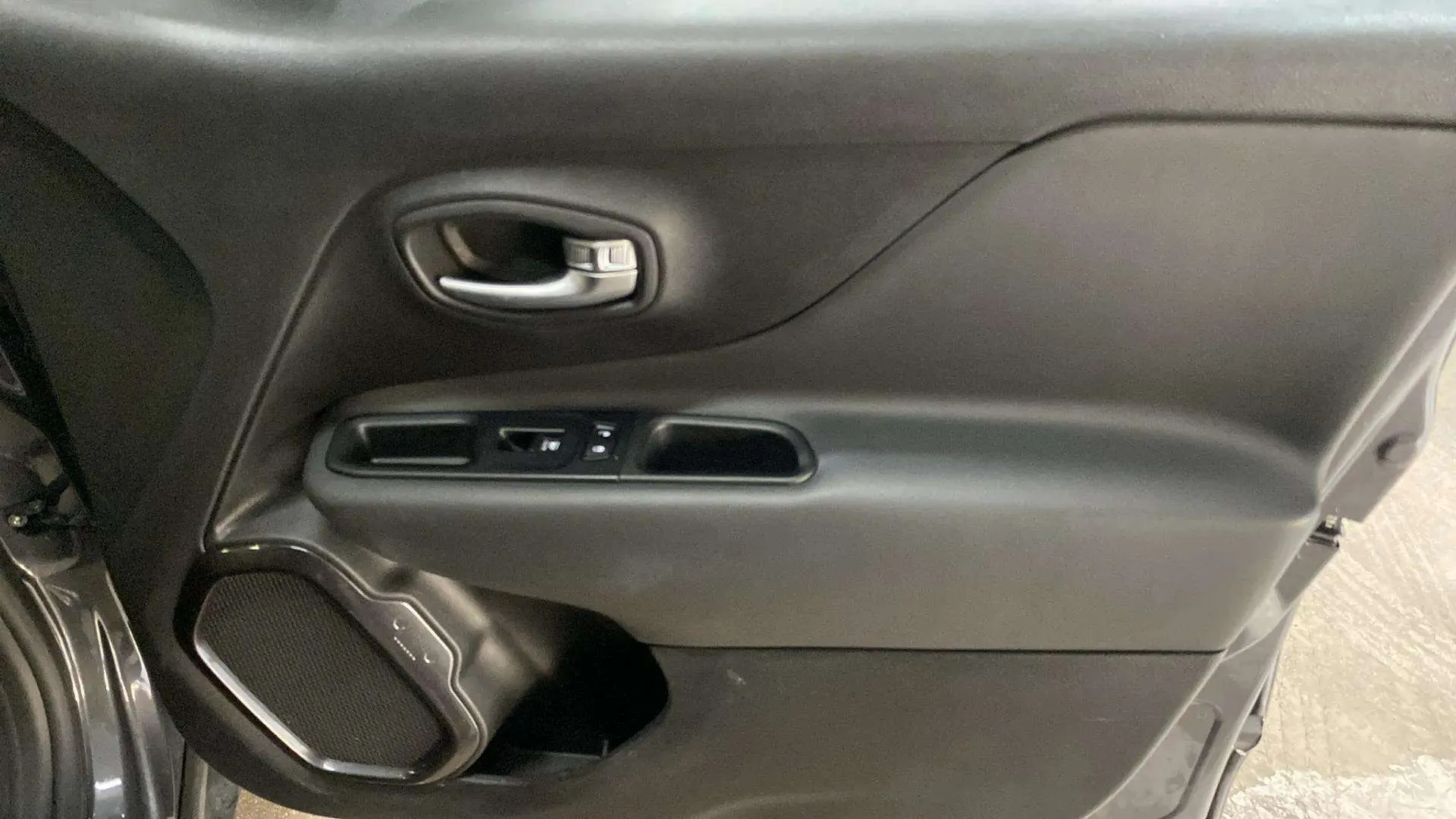 Jeep Renegade S 1.3 PHEV AWD - foto 19