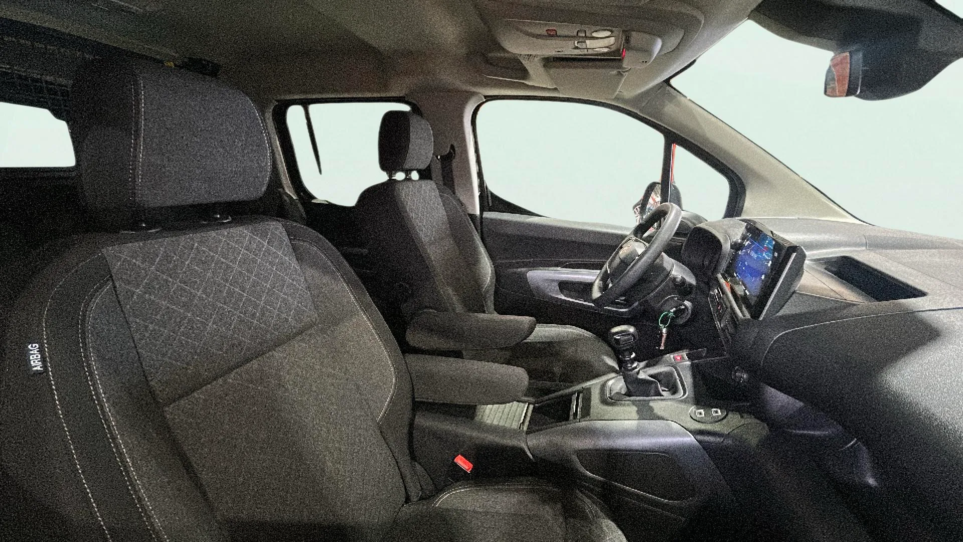 Opel Combo GS 1.5 Td MT6 €6.4 - foto 17