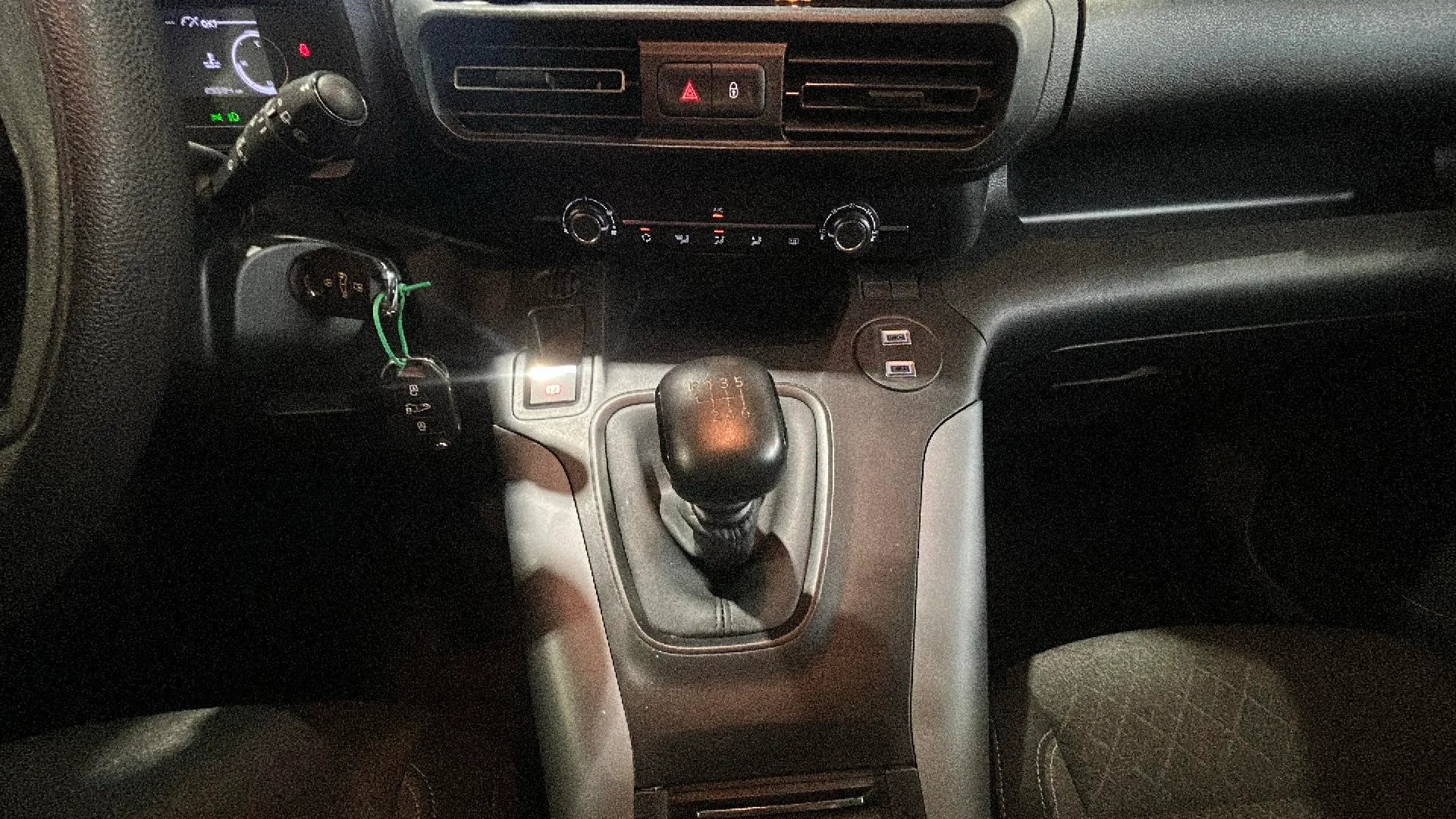 Opel Combo GS 1.5 Td MT6 €6.4 - foto 16