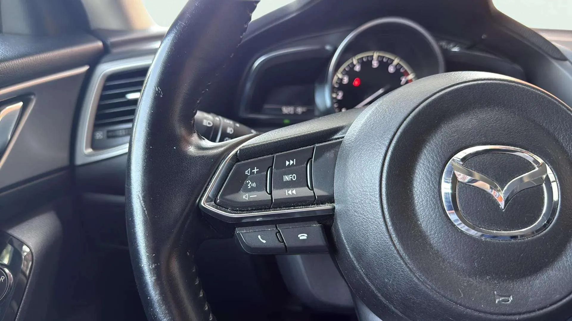 Mazda Mazda3 2.0 Skyactiv-G Evolution+vis+nav - foto 13