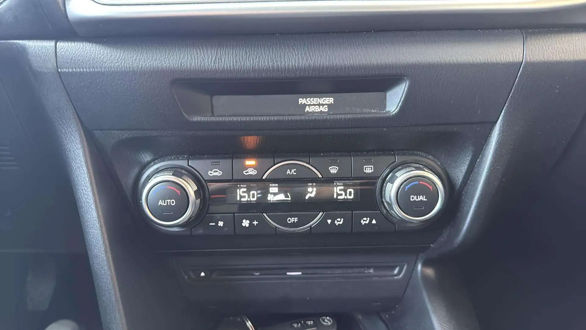 Mazda Mazda3 2.0 Skyactiv-G Evolution+vis+nav - foto 17