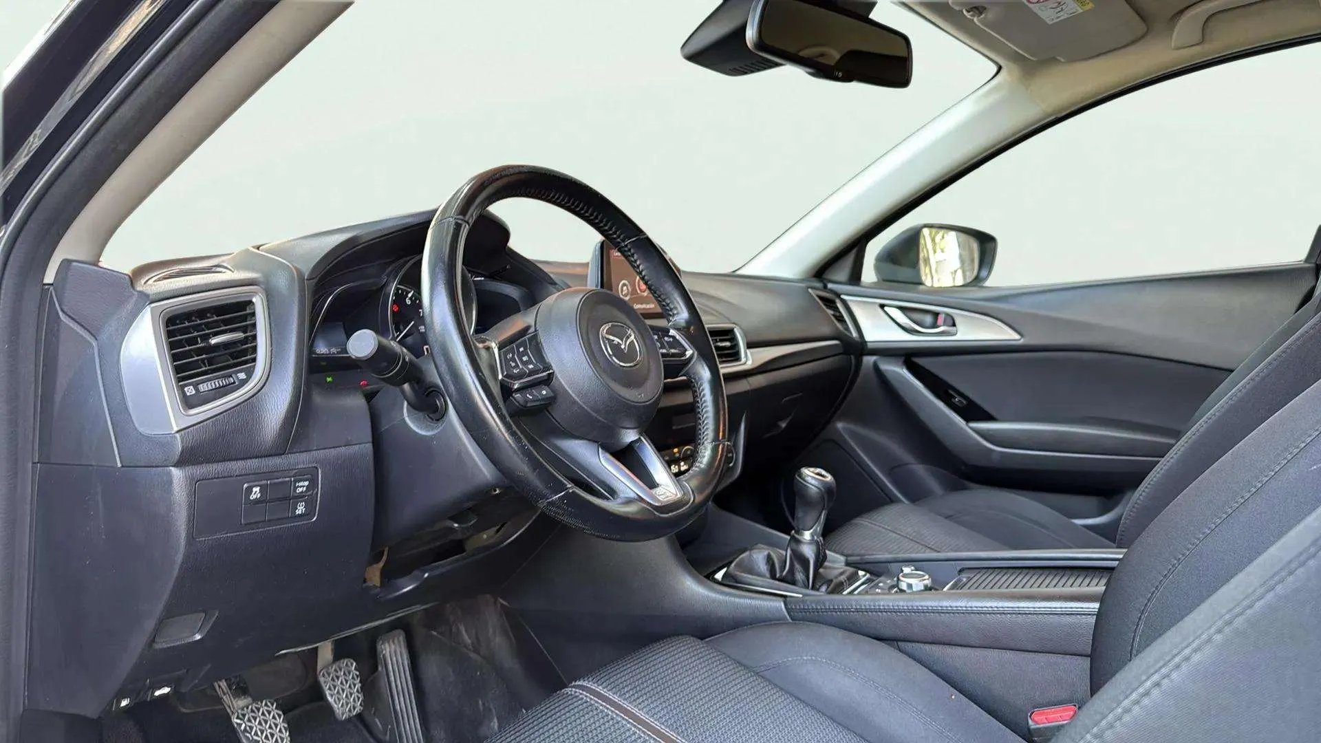 Mazda Mazda3 2.0 Skyactiv-G Evolution+vis+nav - foto 19