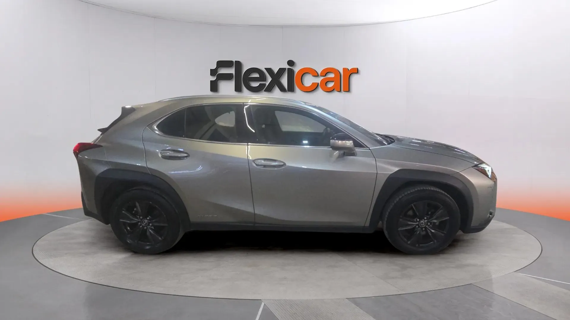 Lexus UX 2.0 250h Business - foto 3