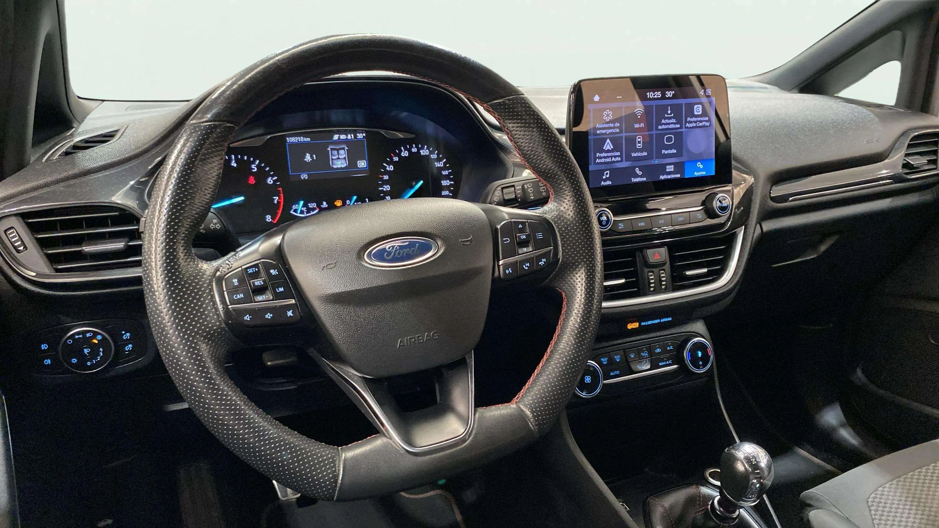 Ford Fiesta 1.0 EcoBoost ST-Line - foto 32