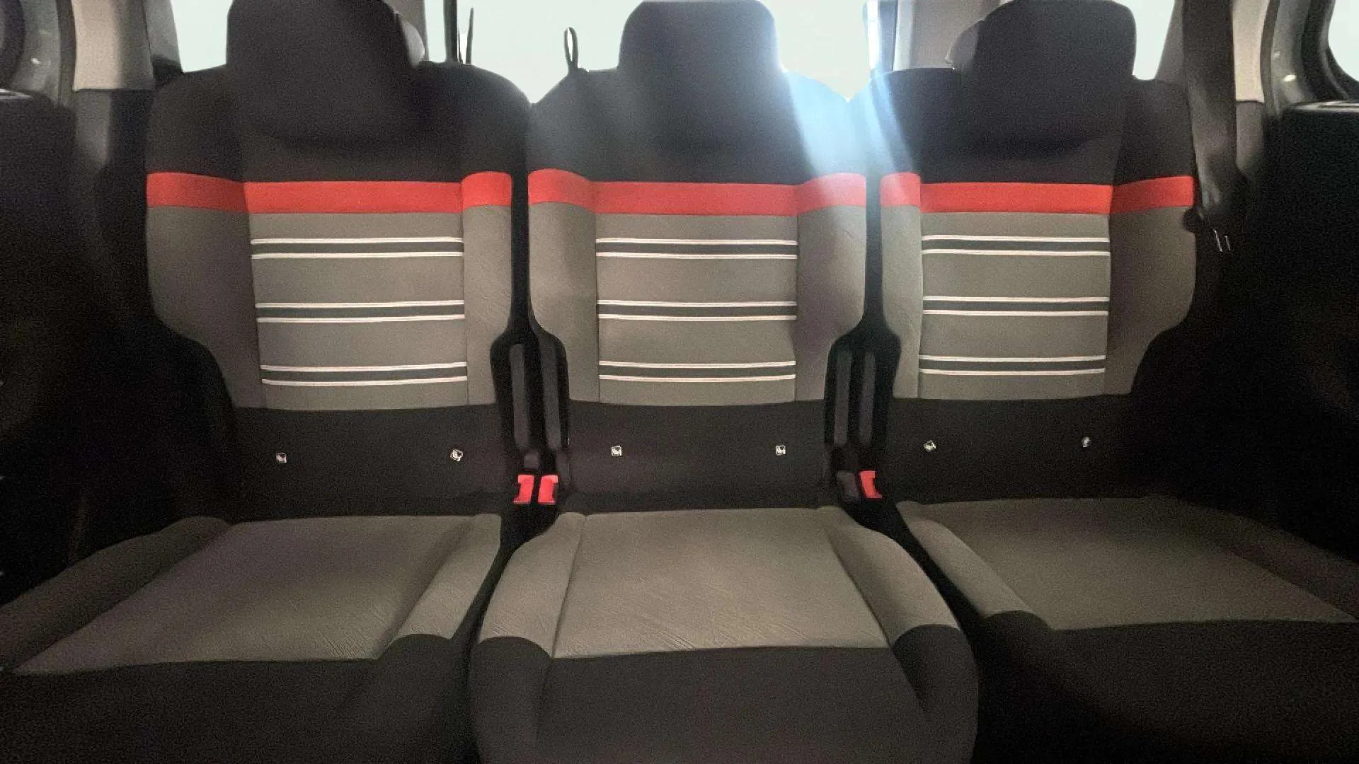 Citroën Berlingo Talla M BlueHDi 130 - foto 17