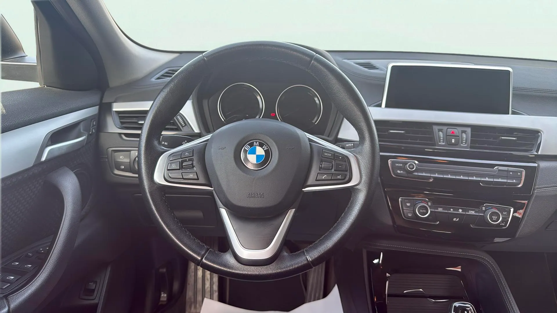 BMW X2 sDrive18d - foto 13