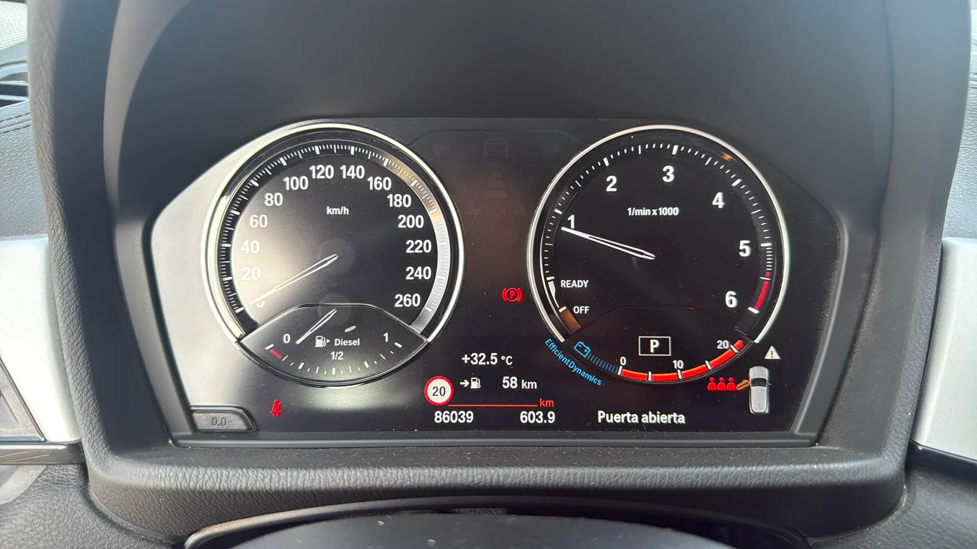 BMW X2 sDrive18d - foto 14