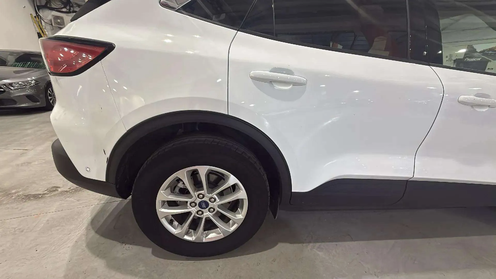 Ford Kuga ST-Line 1.5T EcoBoost - foto 21