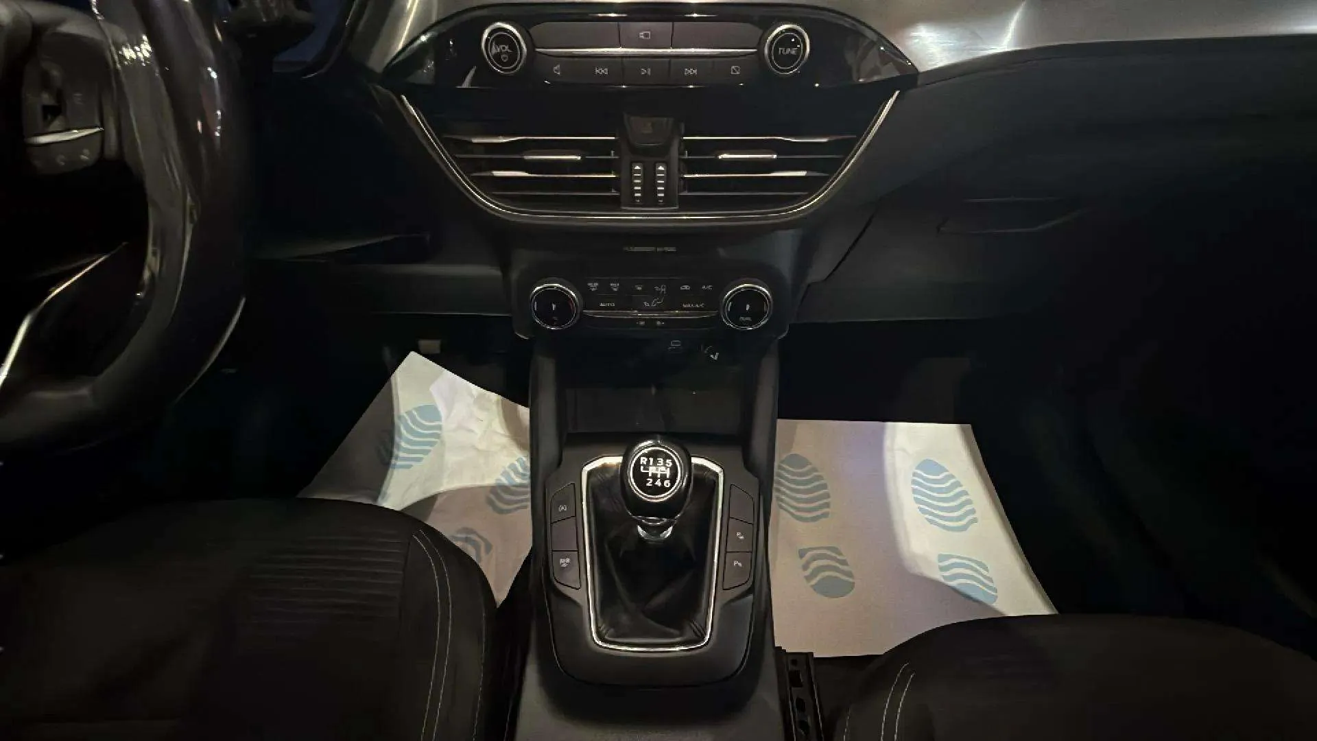 Ford Kuga ST-Line 1.5T EcoBoost - foto 11