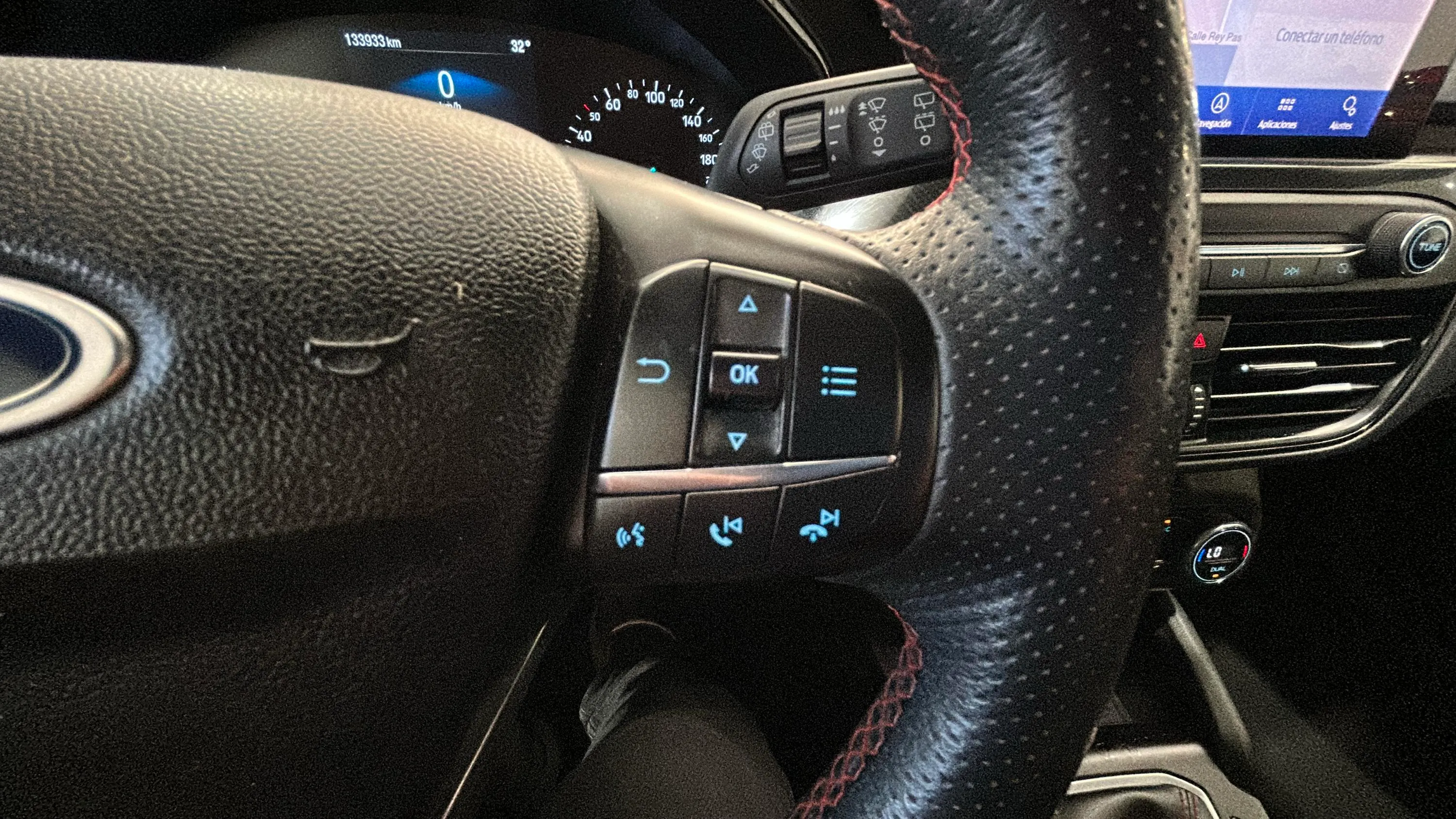 Ford Focus 1.0 EcoBoost MHEV ST-Line - foto 20
