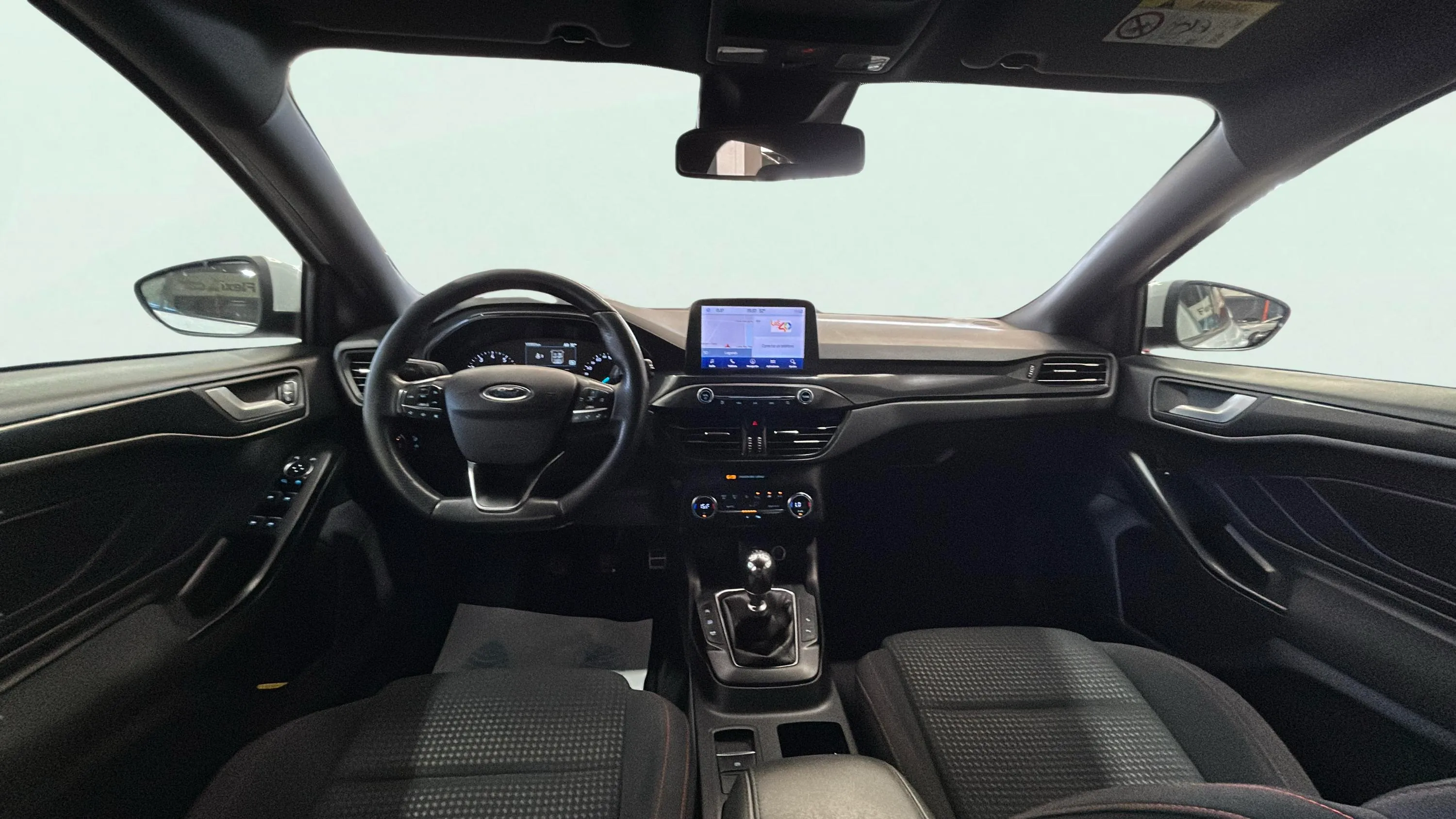 Ford Focus 1.0 EcoBoost MHEV ST-Line - foto 9