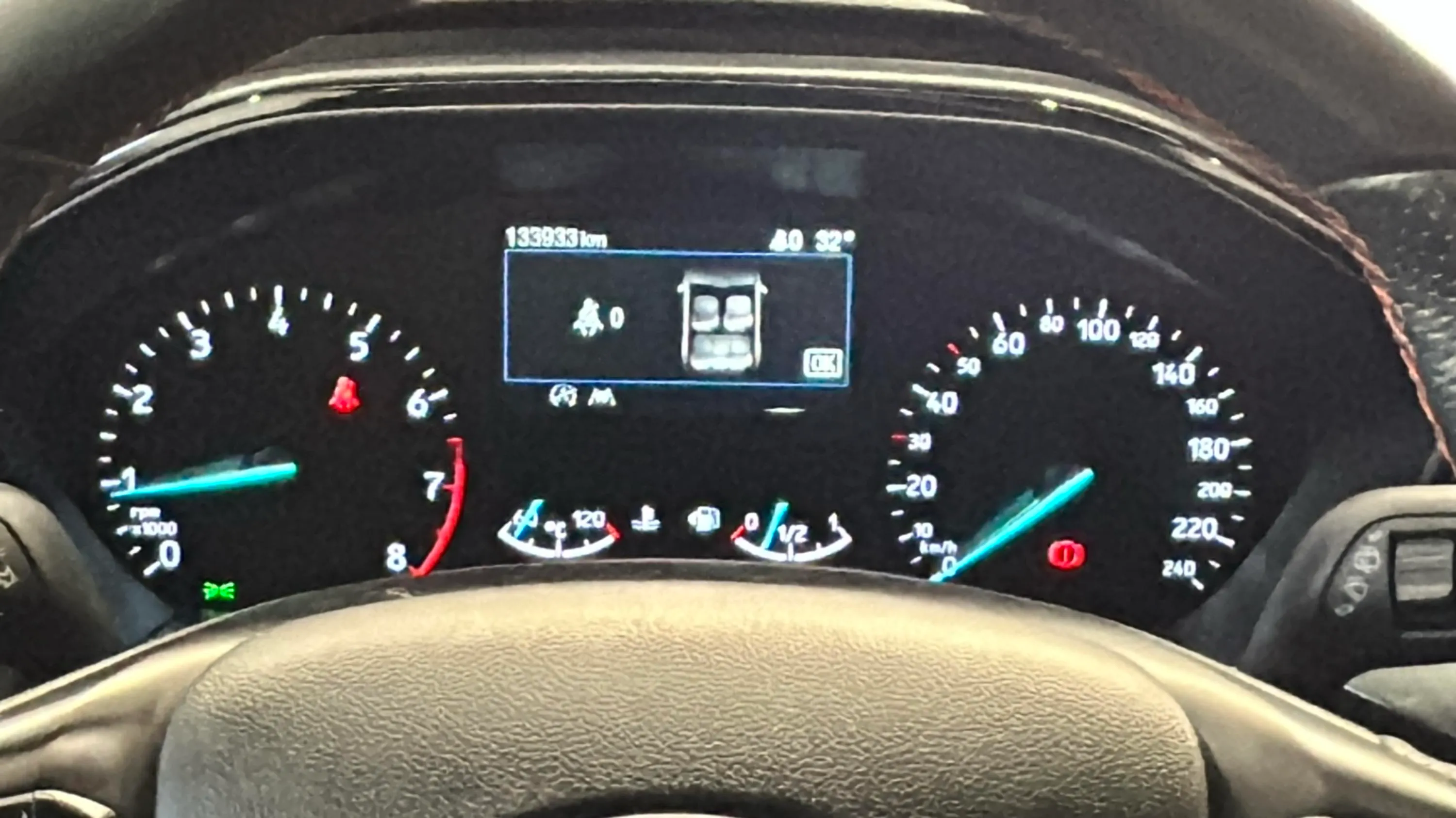 Ford Focus 1.0 EcoBoost MHEV ST-Line - foto 12