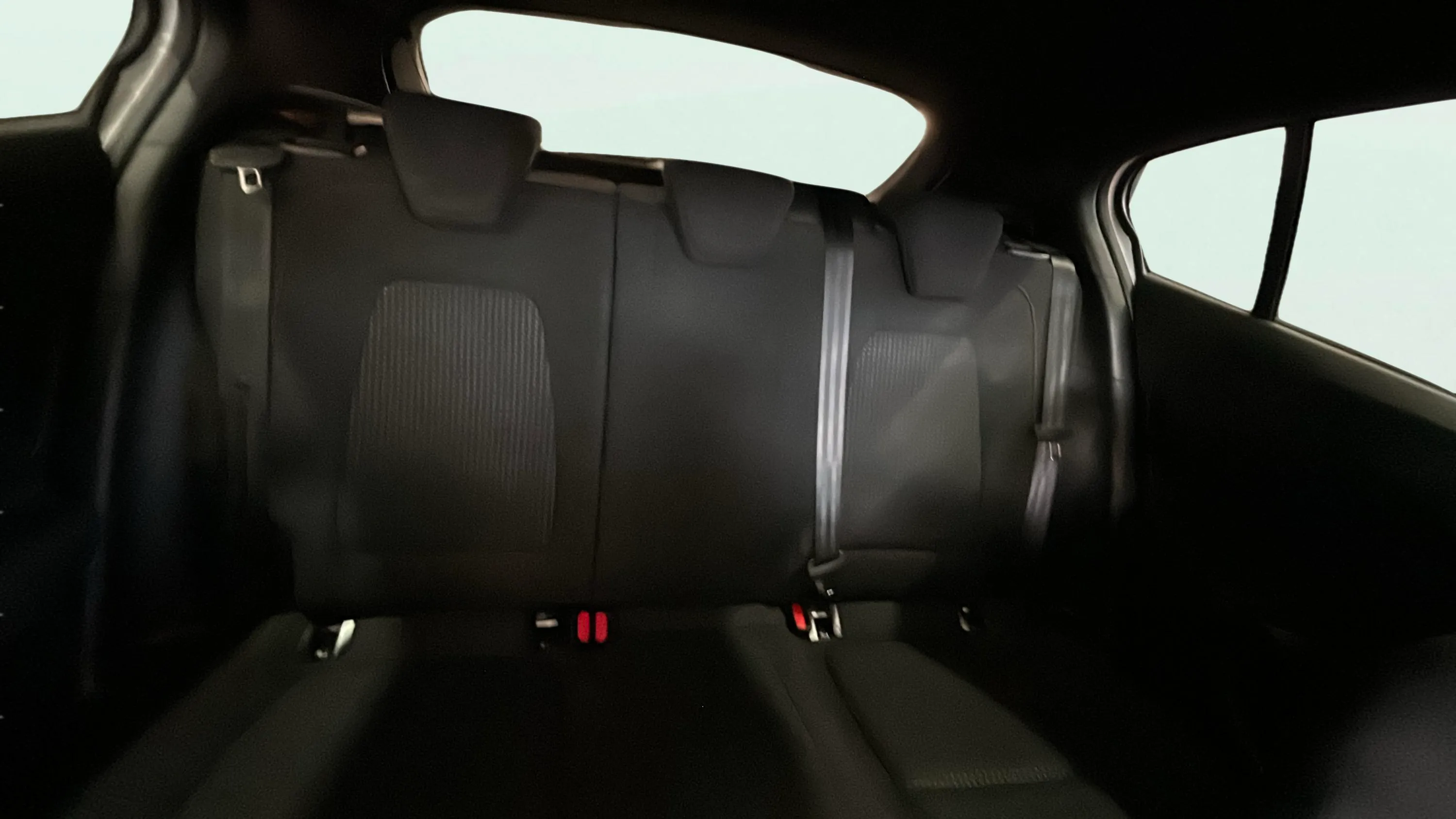 Ford Focus 1.0 EcoBoost MHEV ST-Line - foto 15