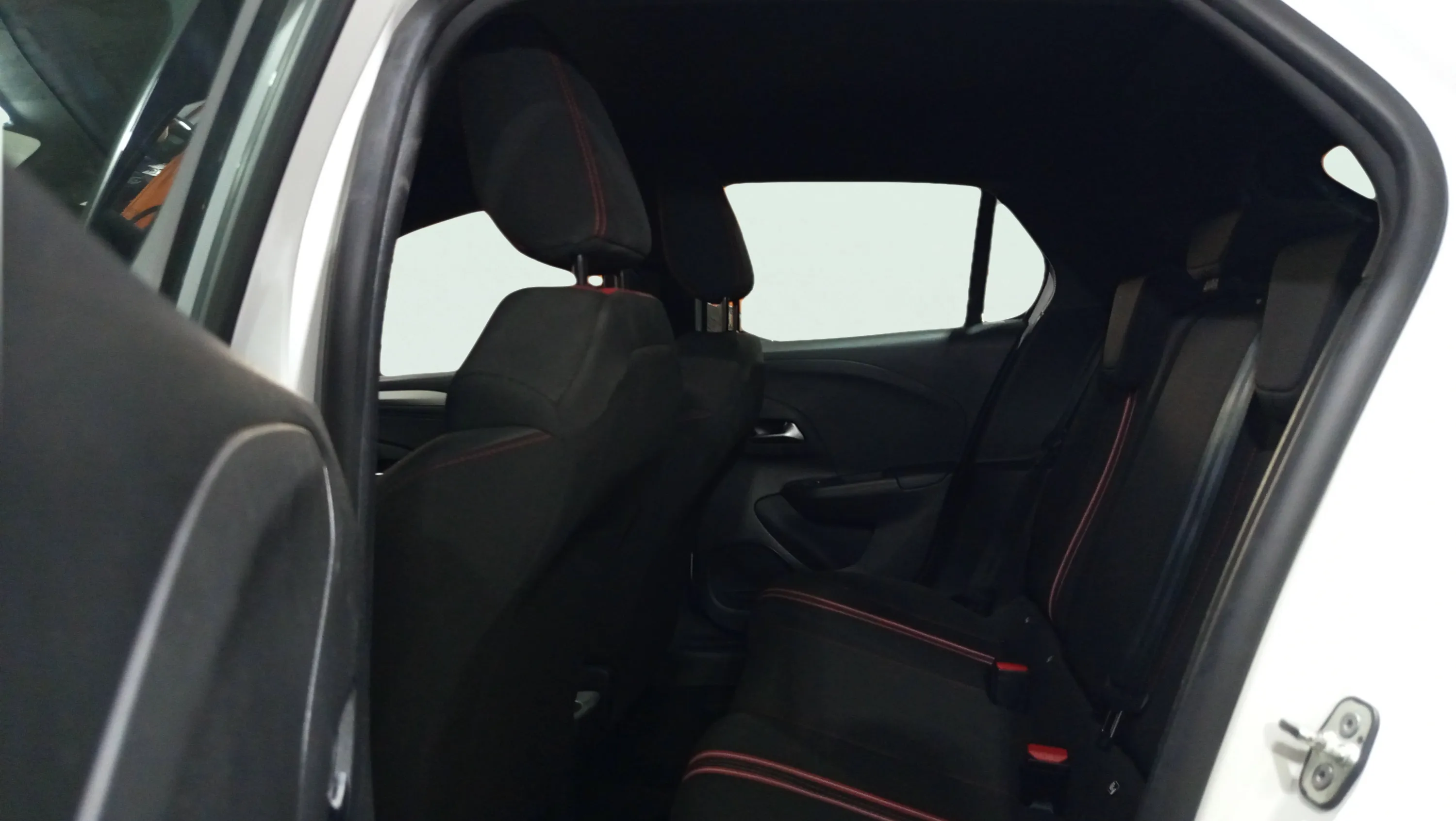 Opel Corsa 1.2T XHL GS - foto 13
