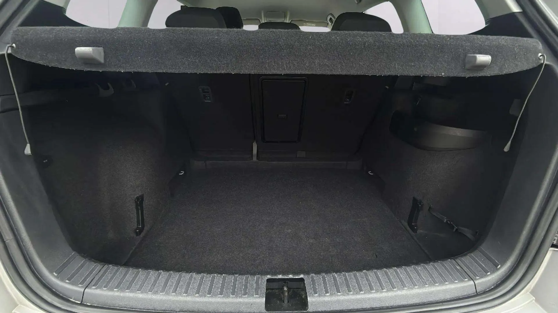 Škoda Karoq 2.0 TDI Selection - foto 22