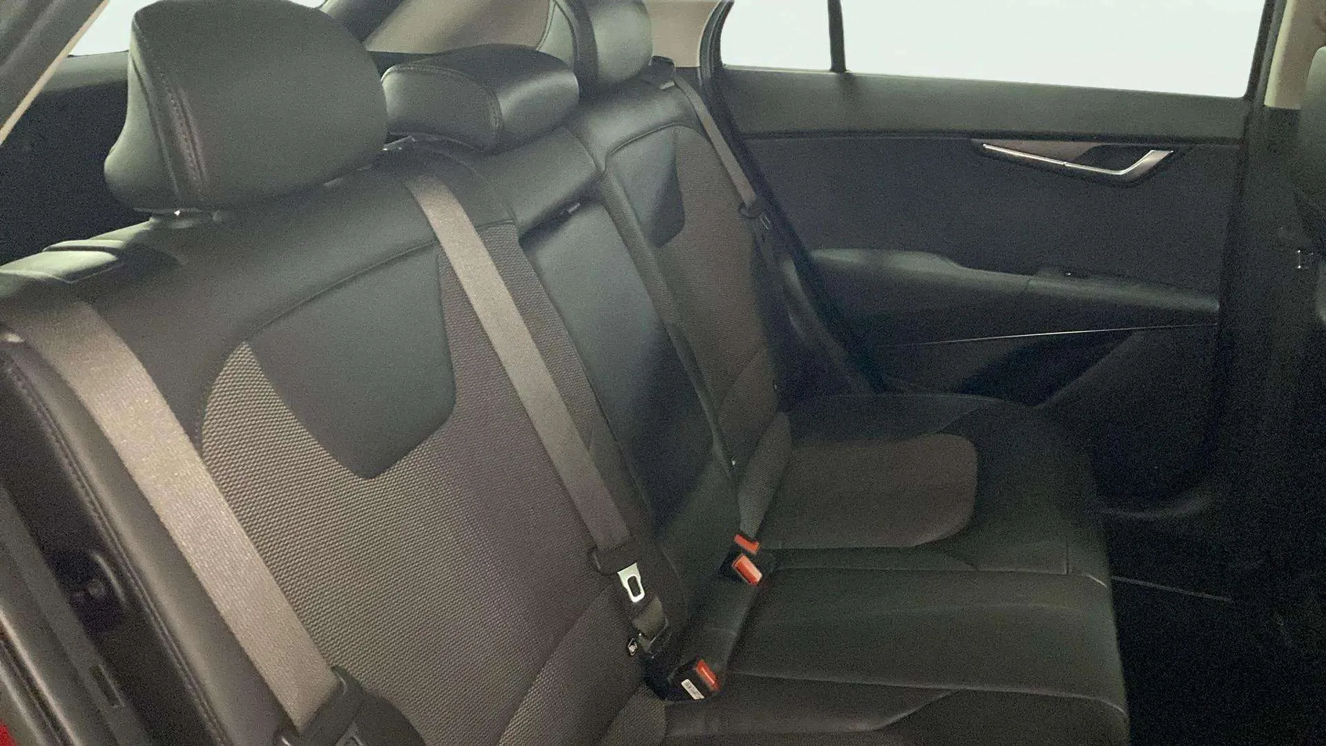 Kia Niro 1.6 GDi HEV Drive - foto 23