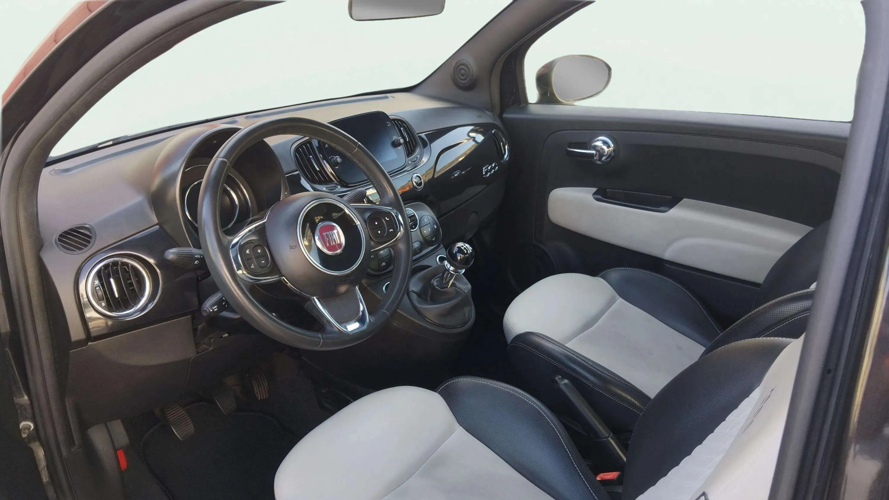 Fiat 500 Club 1.0 Hybrid - foto 16