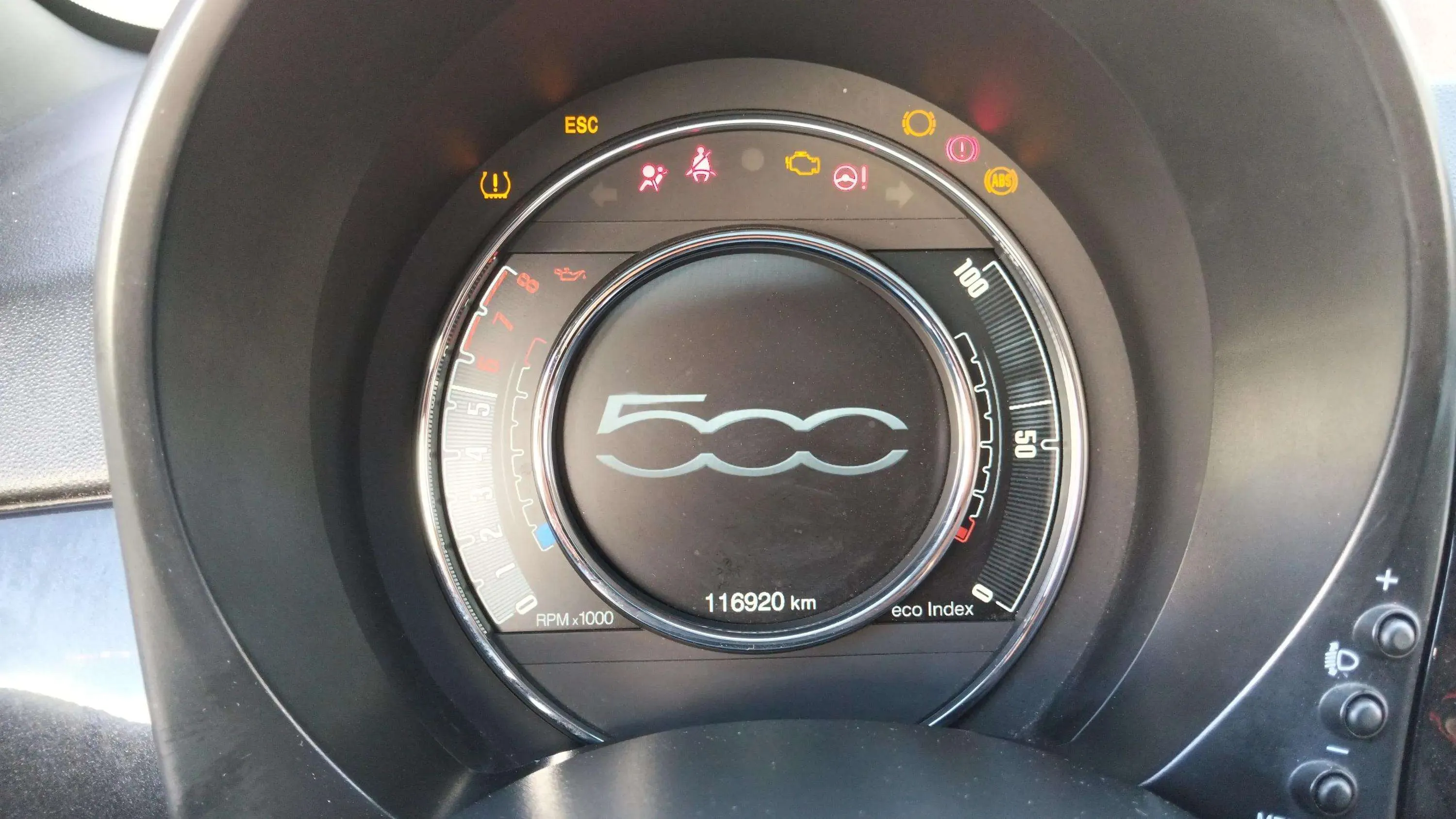 Fiat 500 Club 1.0 Hybrid - foto 8