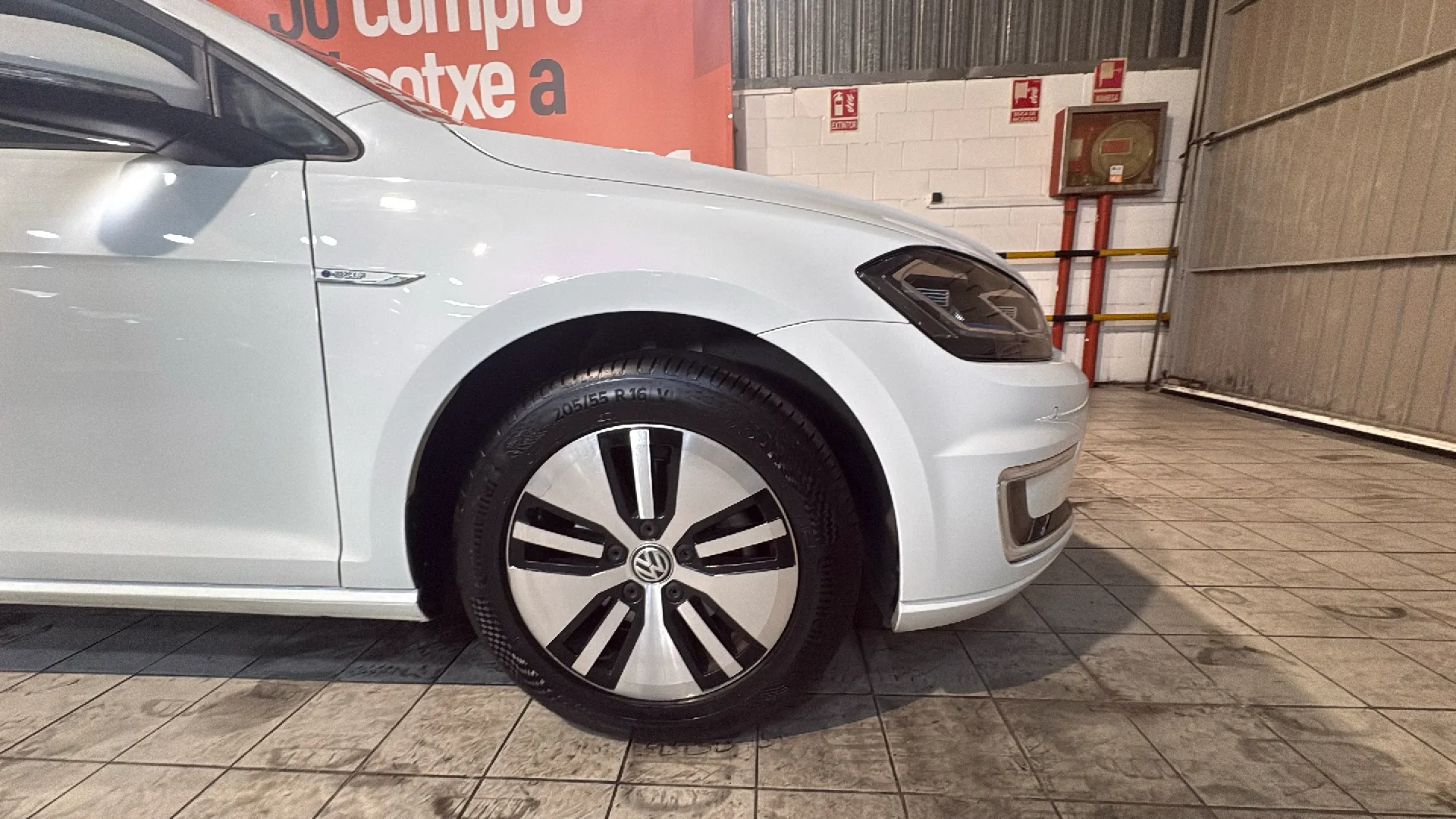 Volkswagen Golf e-Golf ePower - foto 23