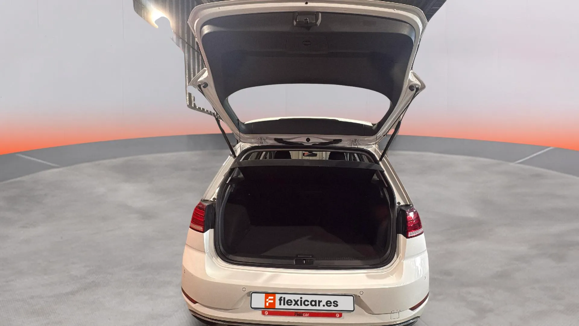 Volkswagen Golf e-Golf ePower - foto 9