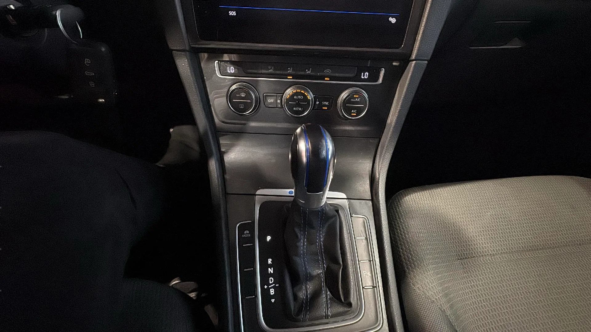 Volkswagen Golf e-Golf ePower - foto 14