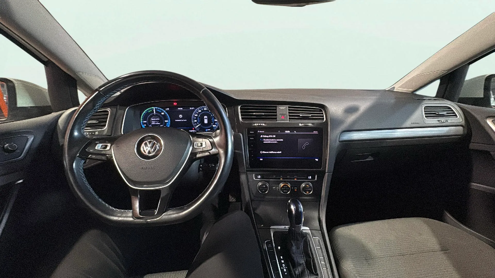 Volkswagen Golf e-Golf ePower - foto 13