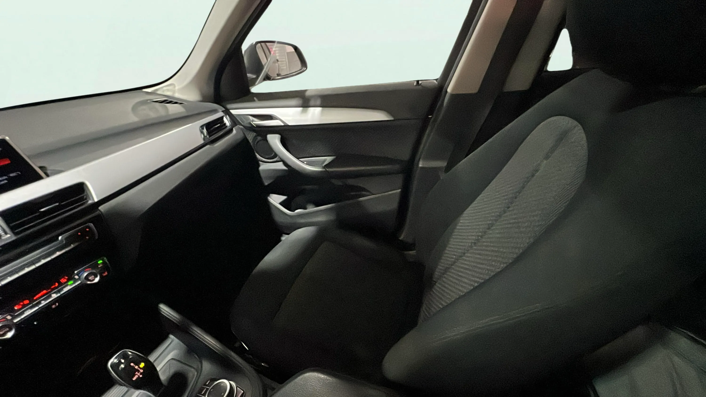 BMW X1 sDrive18i - foto 11