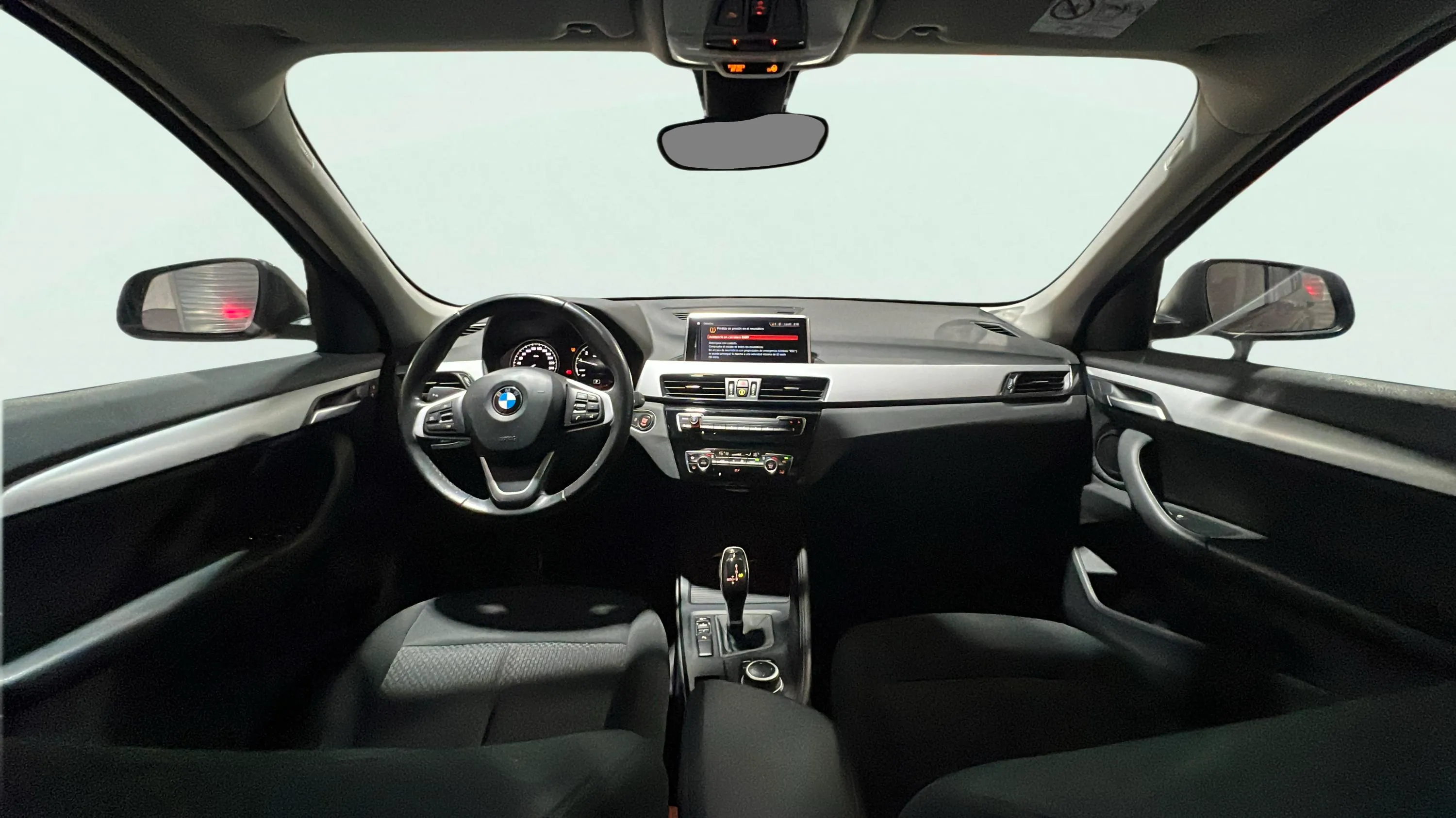 BMW X1 sDrive18i - foto 10