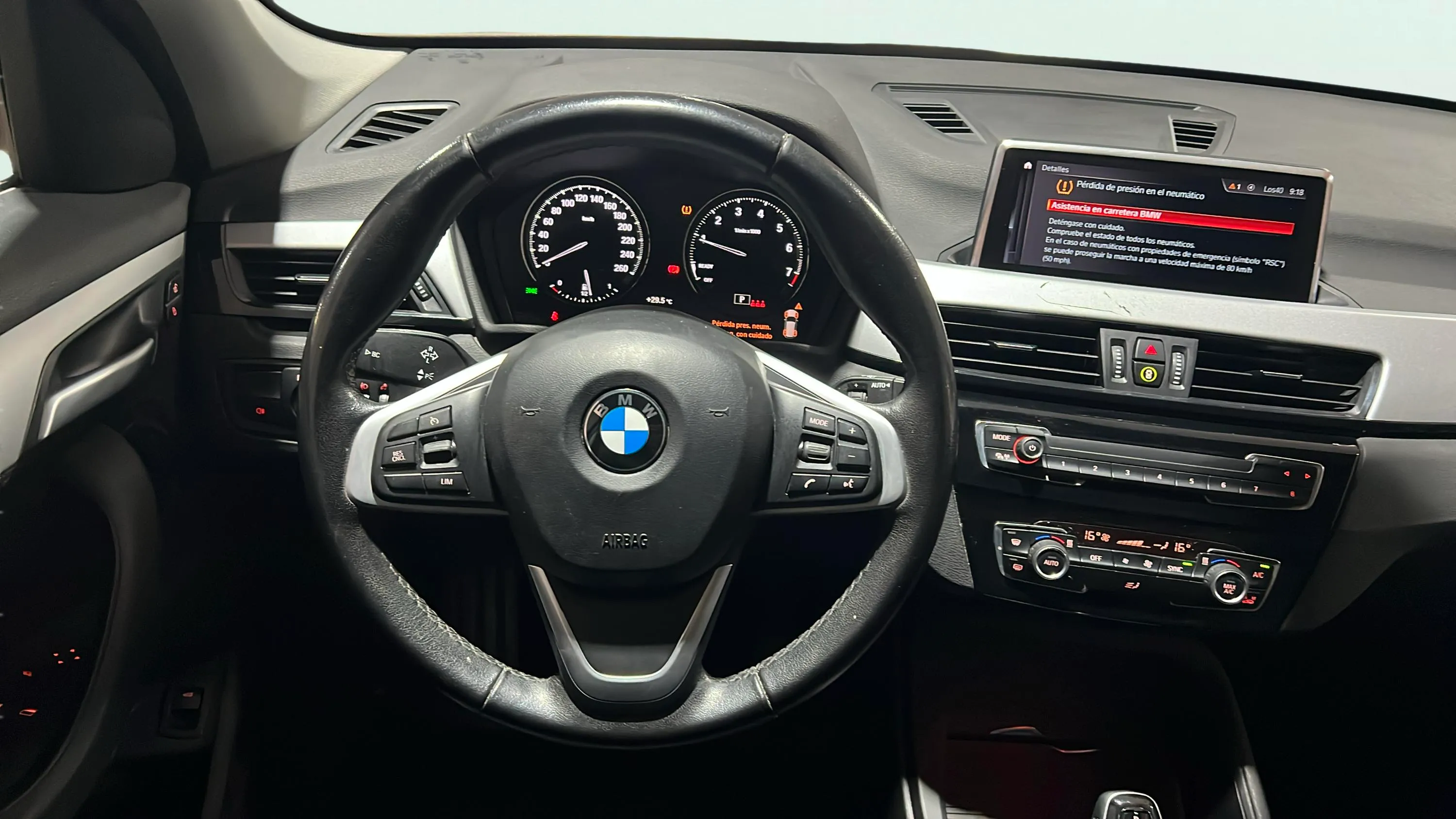 BMW X1 sDrive18i - foto 14