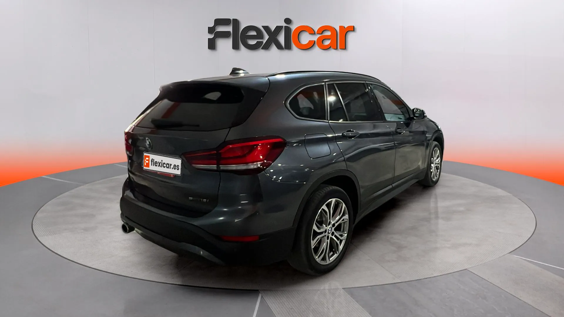 BMW X1 sDrive18i - foto 7