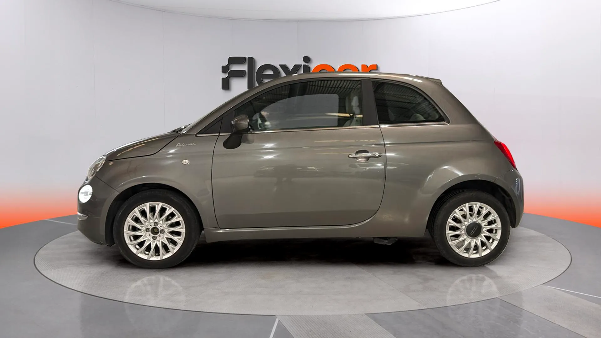 Fiat 500 Club 1.0 Hybrid - foto 4