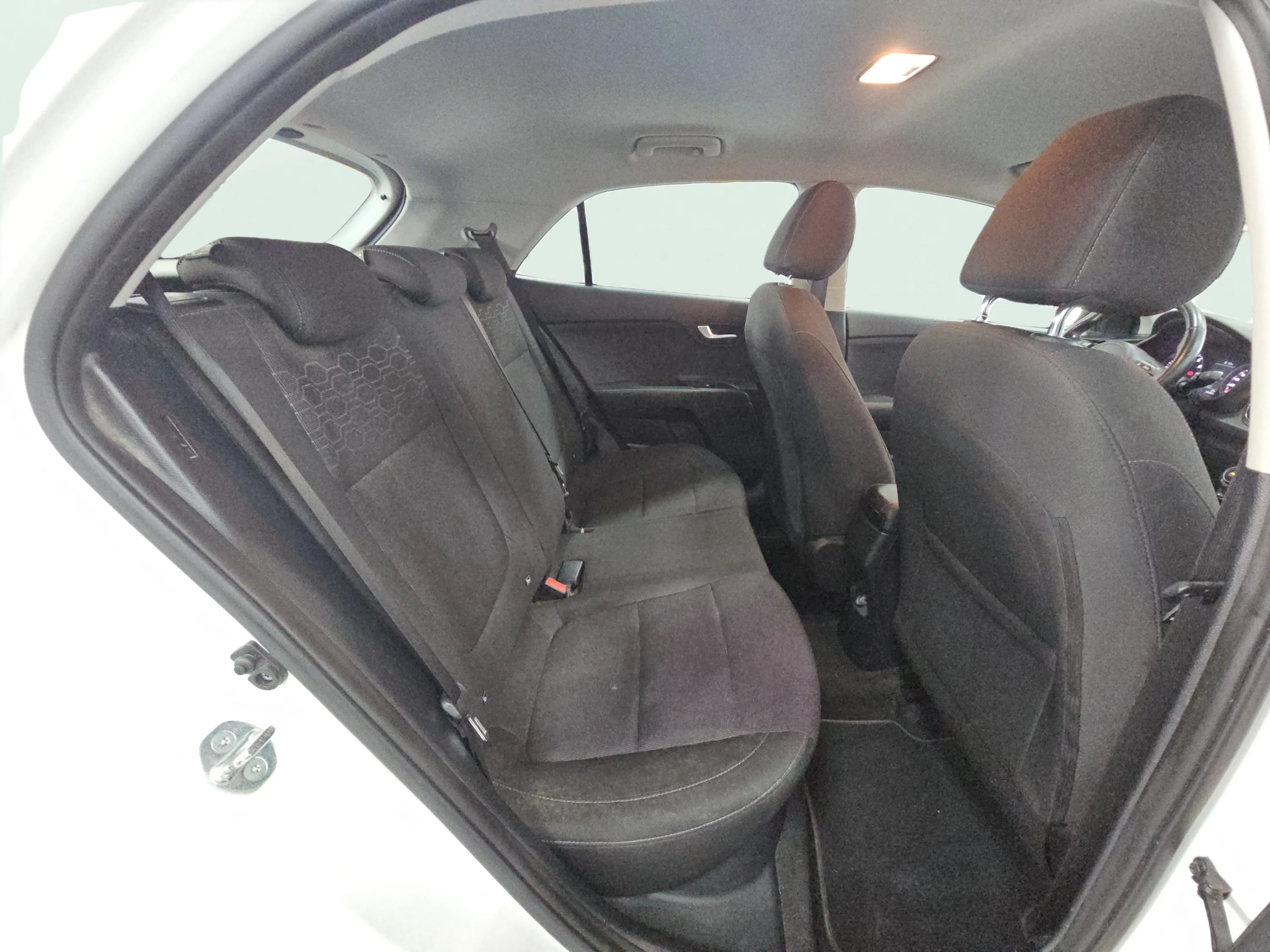 Kia Rio 1.0 T-GDi MHEV iMT Drive - foto 12